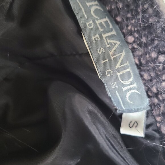 Barely Worn if at all Icelandic Designs Wool Cardigan Natural and Coral Tones S - Picture 4 of 4